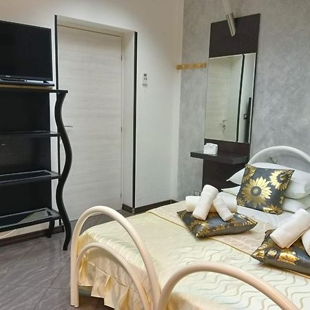 Casa Al Porto Bed & Breakfast Porto Torres Exterior photo